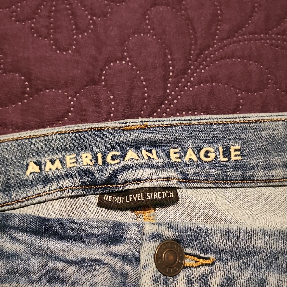 American Eagle Outfitters Light Blue Stretch Jeans